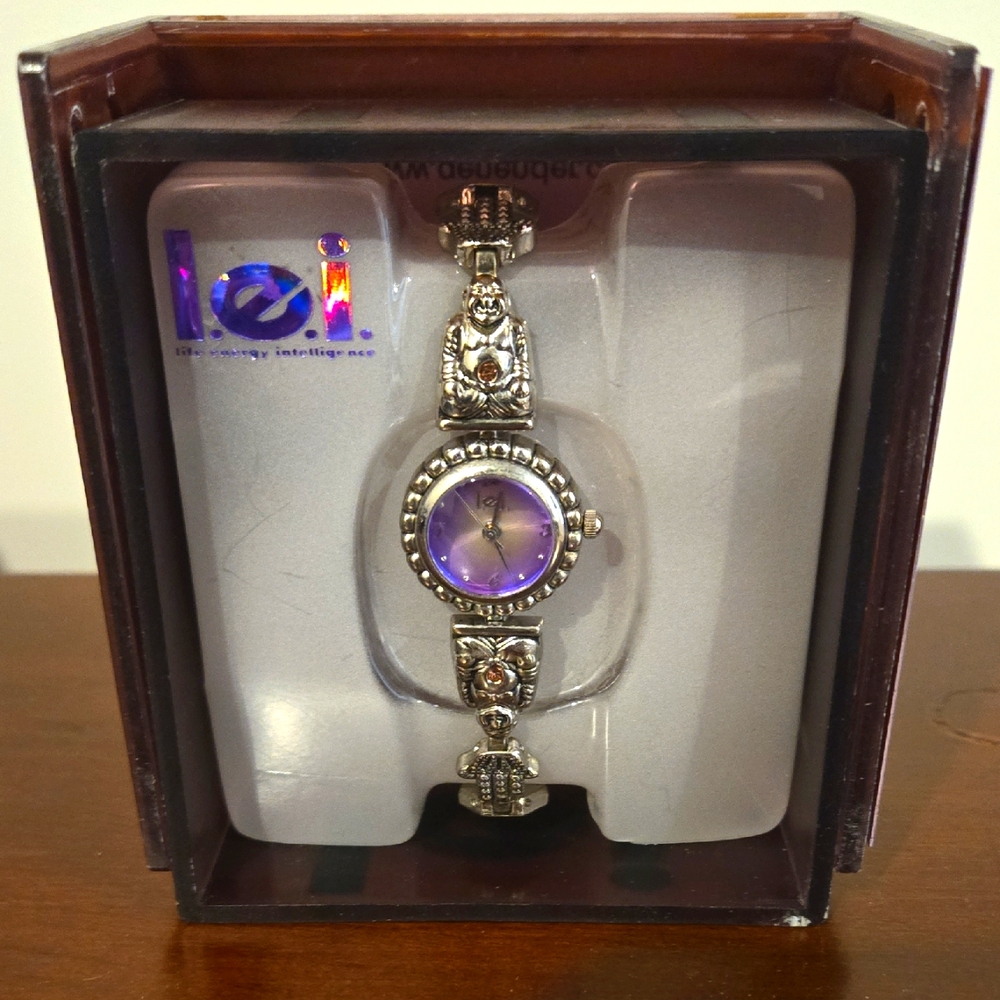 l.e.i Buddha Motif Bracelet Watch